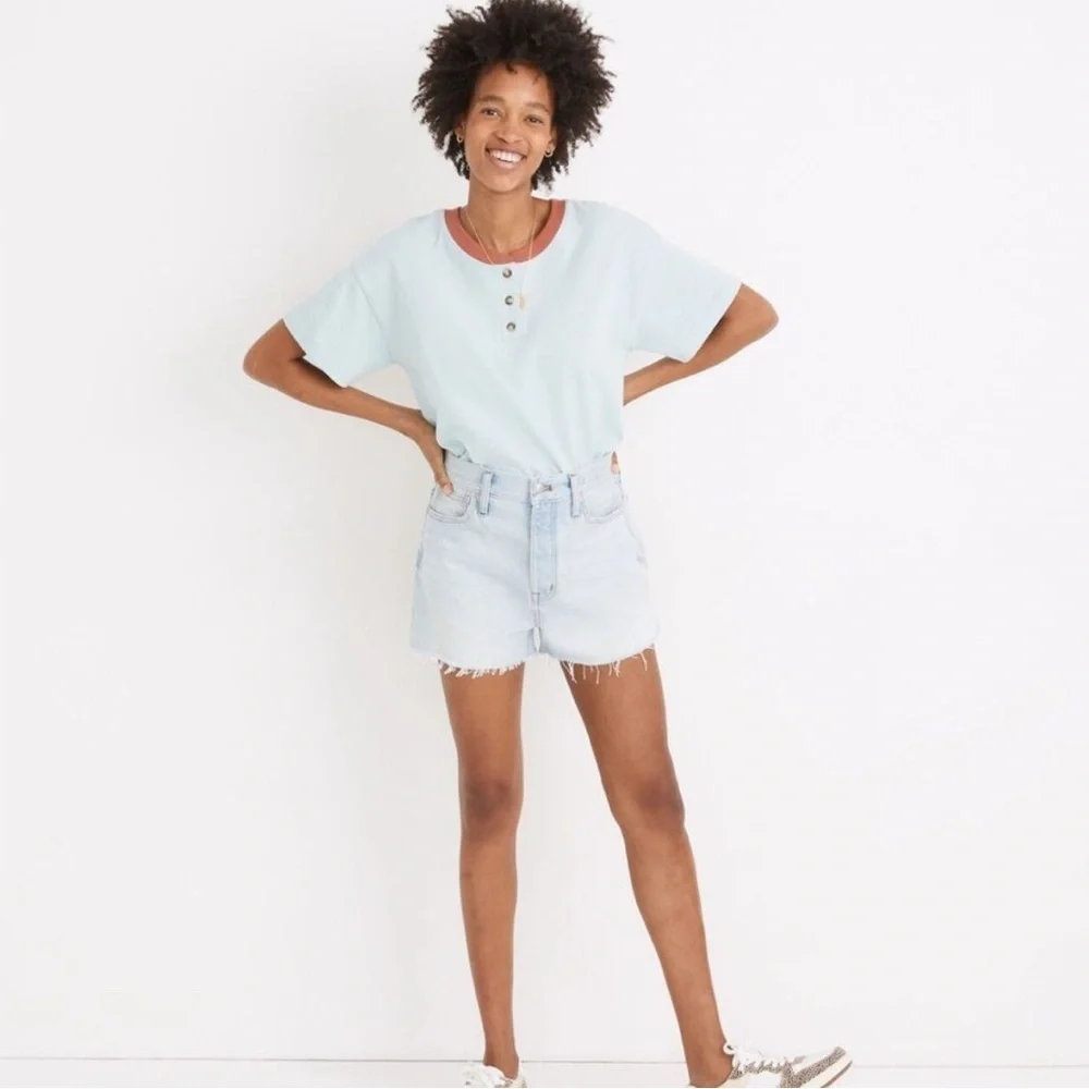 Madewell The Momjean Shorts Fitzgerald Wash Light Raw Edge High Waist Button 25 - Picture 2 of 8